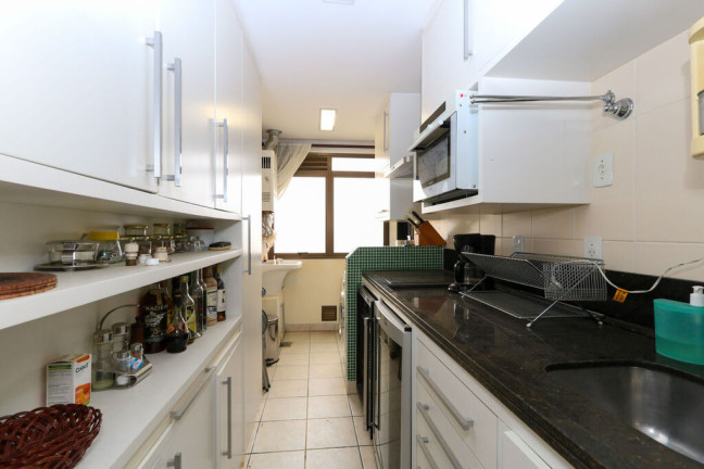 Imagem Imóvel com 2 Quartos à Venda, em Cidade Baixa - Porto Alegre Imagem Imóvel com 2 Quartos à Venda, em Cidade Baixa - Porto Alegre