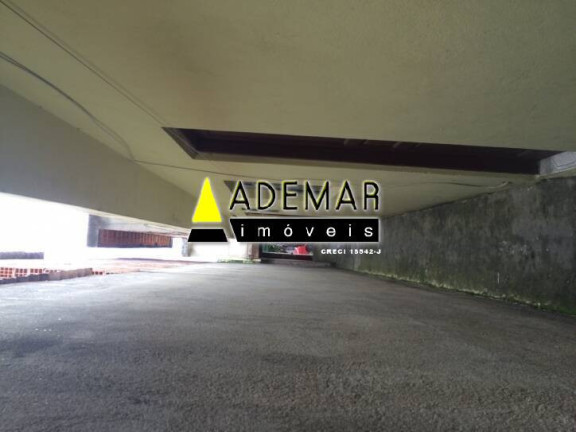 Imagem Casa com 3 Quartos à Venda, em Piraporinha - Diadema Imagem Casa com 3 Quartos à Venda, em Piraporinha - Diadema