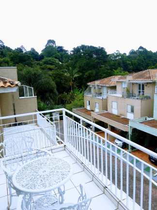 Casa com 3 Quartos à Venda,  em Granja Viana - Cotia