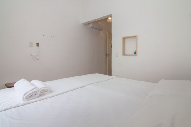 Imagem Imóvel com 2 Quartos à Venda, 71 m² em Copacabana - Rio De Janeiro Imagem Imóvel com 2 Quartos à Venda, 71 m² em Copacabana - Rio De Janeiro