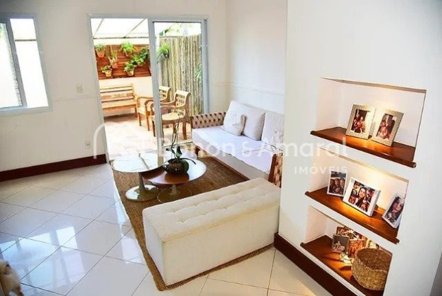 Imagem Casa de Condomínio com 3 Quartos à Venda, 302 m² em Conjunto Habitacional Vila Santana (sousas) - Campinas Imagem Casa de Condomínio com 3 Quartos à Venda, 302 m² em Conjunto Habitacional Vila Santana (sousas) - Campinas