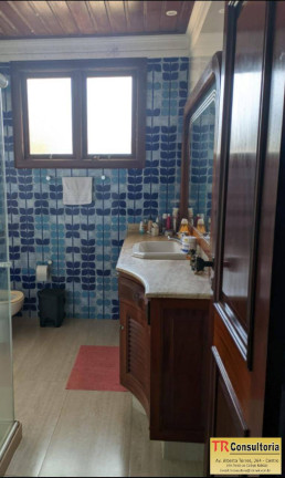 Imagem Casa com 3 Quartos à Venda, 1.700 m² em Turf Club - Campos Dos Goytacazes