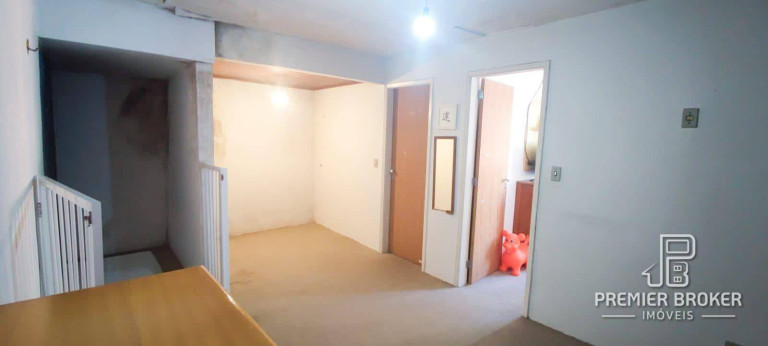 Imagem Casa com 4 Quartos à Venda, 145 m² em Artistas - Teresópolis