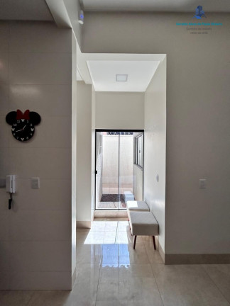 Imagem Casa com 3 Quartos à Venda, 172 m² em Santa Genoveva - Goiânia