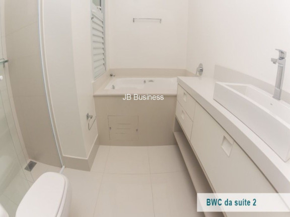 Imagem Imóvel com 4 Quartos à Venda, 265 m² em Centro - Balneário Camboriú Imagem Imóvel com 4 Quartos à Venda, 265 m² em Centro - Balneário Camboriú