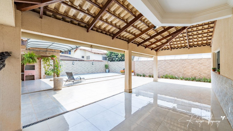 Imagem Casa de Condomínio com 3 Quartos à Venda, 250 m² em Loteamento Portal Do Sol I - Goiânia