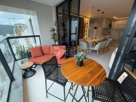 Imagem Apartamento com 4 Quartos à Venda, 132 m² em Centro - Balneário Camboriú Imagem Apartamento com 4 Quartos à Venda, 132 m² em Centro - Balneário Camboriú