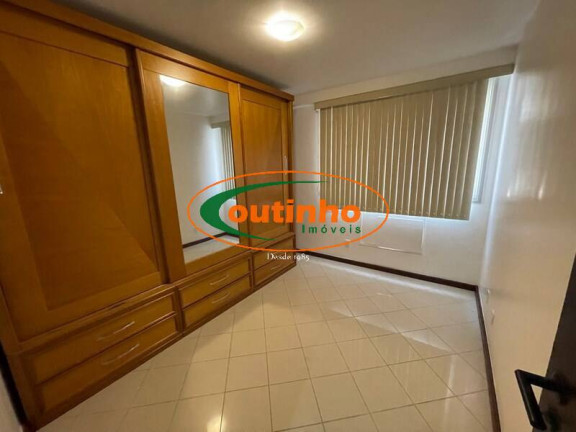 Imagem Apartamento com 4 Quartos à Venda, 150 m² em Tijuca - Rio De Janeiro Imagem Apartamento com 4 Quartos à Venda, 150 m² em Tijuca - Rio De Janeiro