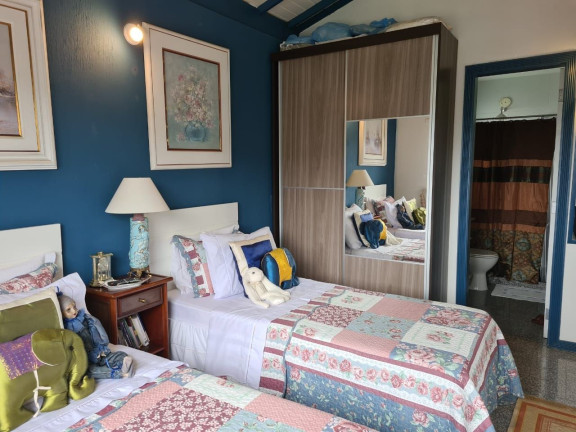 Imagem Casa com 3 Quartos à Venda, 182 m² em Albuquerque - Teresópolis Imagem Casa com 3 Quartos à Venda, 182 m² em Albuquerque - Teresópolis
