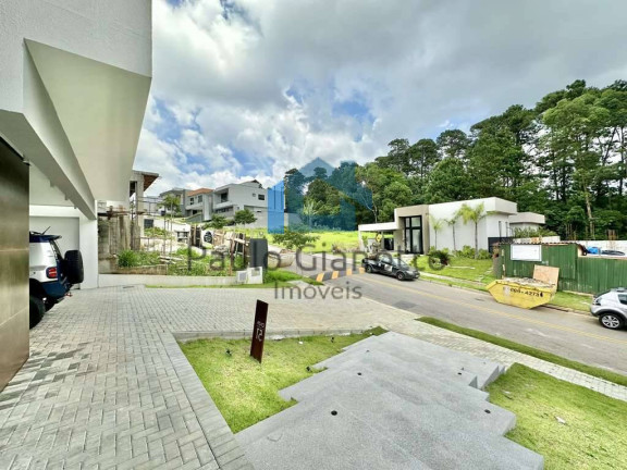 Imagem Casa de Condomínio com 3 Quartos à Venda, 303 m² em Moinho Velho - Embu Das Artes