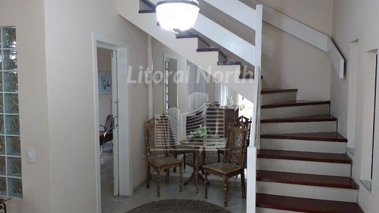 Imagem Casa com 3 Quartos à Venda, 339 m² em Fazenda - Itajaí