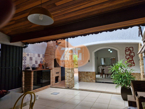 Imagem Sobrado com 4 Quartos à Venda, 334 m² em Loteamento Residencial Ana Candida - Tremembé