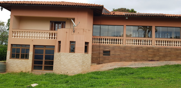 Imagem Imóvel com 3 Quartos à Venda, 24 m² em área Rural De Franca - Franca Imagem Imóvel com 3 Quartos à Venda, 24 m² em área Rural De Franca - Franca