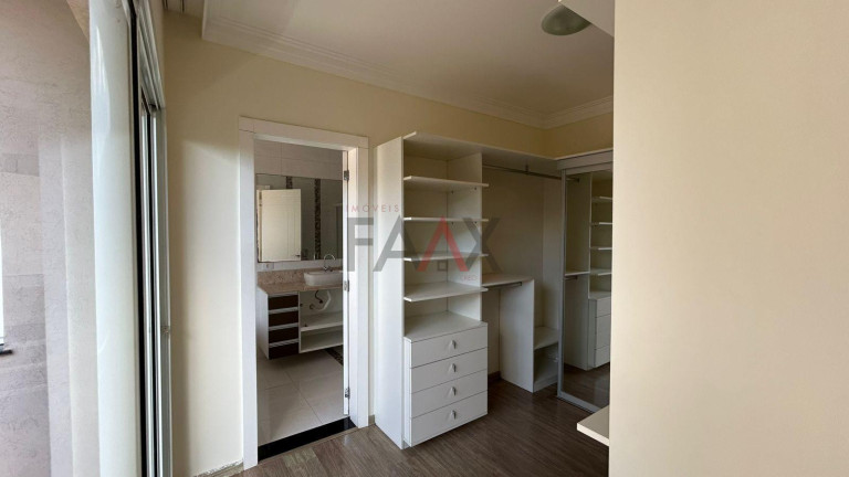 Imagem Casa com 2 Quartos à Venda, 200 m² em Centro - Gpva - Guarapuava Imagem Casa com 2 Quartos à Venda, 200 m² em Centro - Gpva - Guarapuava