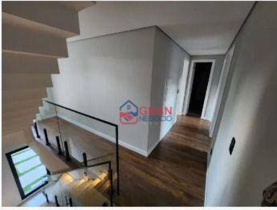 Imagem Sobrado com 3 Quartos à Venda, 166 m² em Pilarzinho - Curitiba