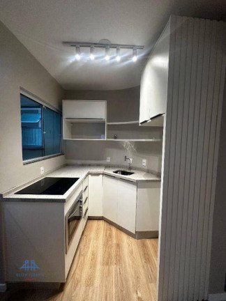 Imagem Apartamento com 2 Quartos à Venda, 47 m² em Centro - Florianópolis Imagem Apartamento com 2 Quartos à Venda, 47 m² em Centro - Florianópolis