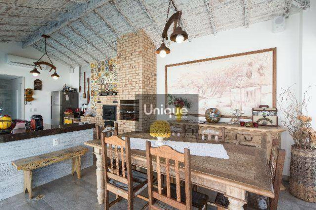 Casa com 6 Quartos à Venda, 450 m² em Ferradura - Armação Dos Búzios