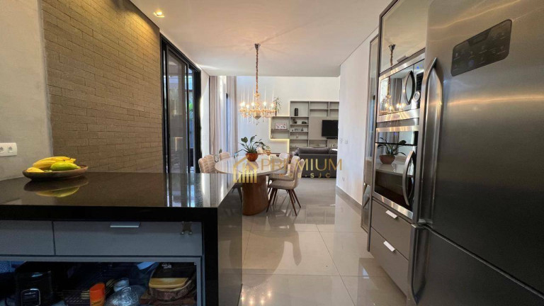 Imagem Sobrado com 4 Quartos à Venda, 350 m² em Jardim Do Golfe - São José Dos Campos