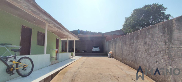 Imagem Casa com 5 Quartos à Venda, 582 m² em Santa Felicidade - Cascavel Imagem Casa com 5 Quartos à Venda, 582 m² em Santa Felicidade - Cascavel