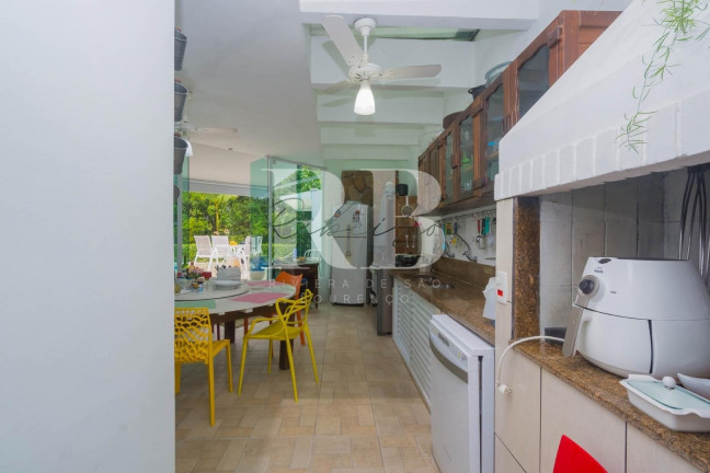 Imagem Imóvel com 4 Quartos à Venda,  em Riviera - Bertioga