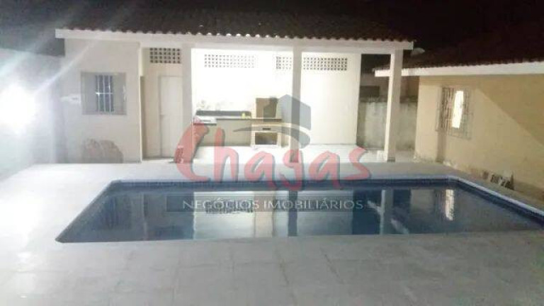 Imagem Casa com 4 Quartos à Venda, 200 m² em Pontal De Santa Marina - Caraguatatuba Imagem Casa com 4 Quartos à Venda, 200 m² em Pontal De Santa Marina - Caraguatatuba