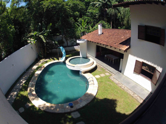Imagem Casa com 7 Quartos à Venda, 500 m² em Tenório - Ubatuba