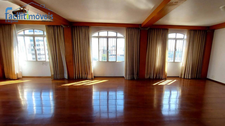 Apartamento com 4 Quartos à Venda, 243 m² em Centro - Santo André