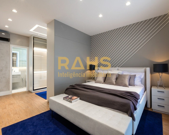 Imagem Cobertura com 4 Quartos à Venda, 310 m² em Centro - Balneário Camboriú Imagem Cobertura com 4 Quartos à Venda, 310 m² em Centro - Balneário Camboriú