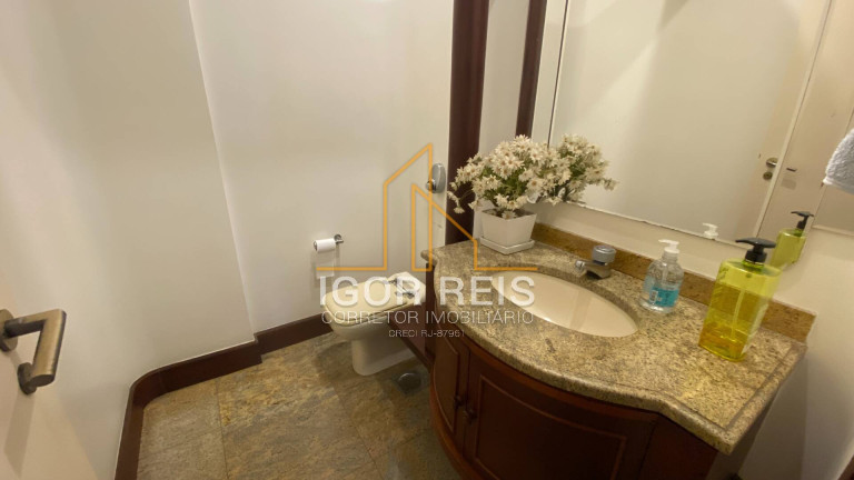 Imagem Apartamento com 4 Quartos à Venda, 400 m² em Centro - Campos Dos Goytacazes