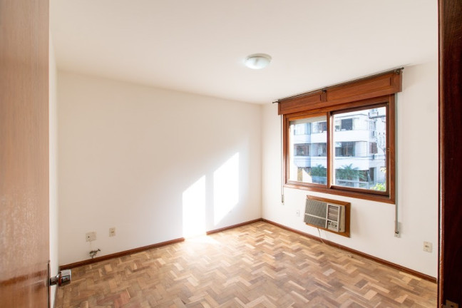 Imagem Apartamento com 3 Quartos à Venda, 122 m² em Jardim Lindóia - Porto Alegre