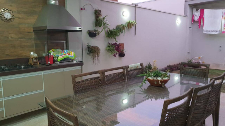 Imagem Casa à Venda, em Limeira Imagem Casa à Venda, em Limeira