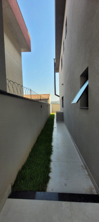 Imagem Sobrado com 3 Quartos à Venda, 145 m² em Villas Do Jaguari - Santana De Parnaíba