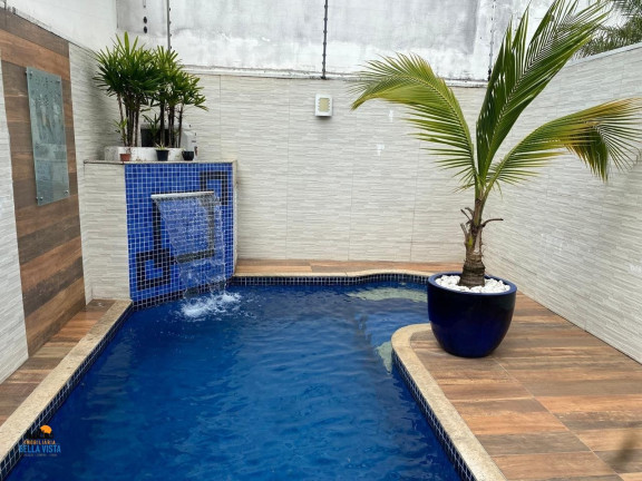 Casa com 3 Quartos à Venda,  em Vila Bertioga - São Paulo