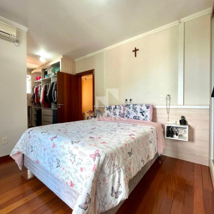 Imagem Casa com 4 Quartos à Venda, 270 m² em Amizade - Jaraguá Do Sul Imagem Casa com 4 Quartos à Venda, 270 m² em Amizade - Jaraguá Do Sul