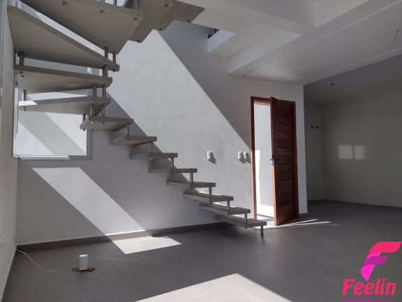 Imagem Casa com 3 Quartos à Venda, 112 m² em Pântano Do Sul - Florianópolis Imagem Casa com 3 Quartos à Venda, 112 m² em Pântano Do Sul - Florianópolis