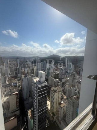 Imagem Apartamento com 4 Quartos à Venda, 170 m² em Centro - Balneário Camboriú Imagem Apartamento com 4 Quartos à Venda, 170 m² em Centro - Balneário Camboriú