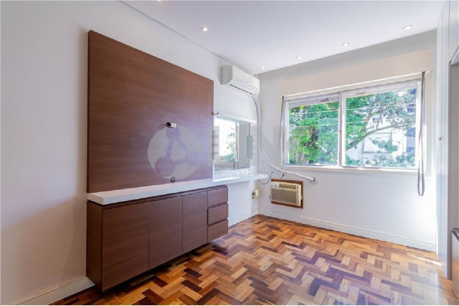 Imagem Apartamento com 1 Quarto à Venda, 42 m² em Menino Deus - Porto Alegre Imagem Apartamento com 1 Quarto à Venda, 42 m² em Menino Deus - Porto Alegre