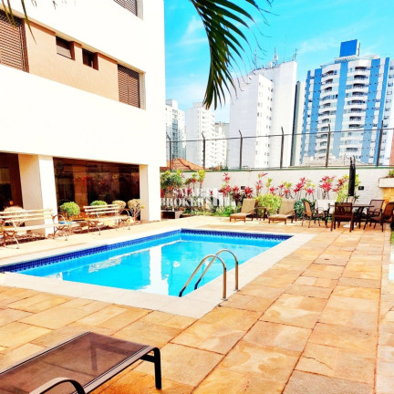 Apartamento com 3 Quartos à Venda, 170 m² em Aclimação - São Paulo