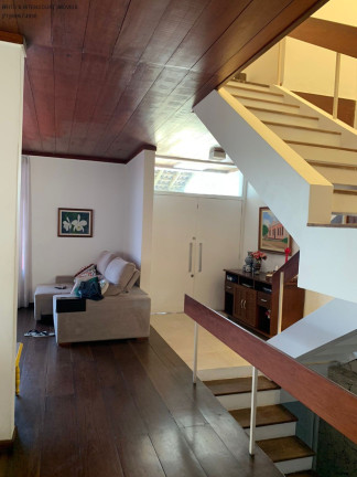 Imagem Casa com 4 Quartos à Venda, 350 m² em Pituba - Salvador Imagem Casa com 4 Quartos à Venda, 350 m² em Pituba - Salvador