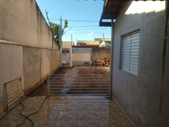 Imagem Casa com 2 Quartos à Venda, 140 m² em Bragança Paulista Imagem Casa com 2 Quartos à Venda, 140 m² em Bragança Paulista