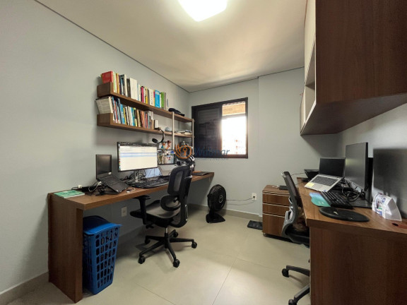 Imagem Imóvel com 3 Quartos à Venda, 118 m² em Canto Do Forte - Praia Grande Imagem Imóvel com 3 Quartos à Venda, 118 m² em Canto Do Forte - Praia Grande
