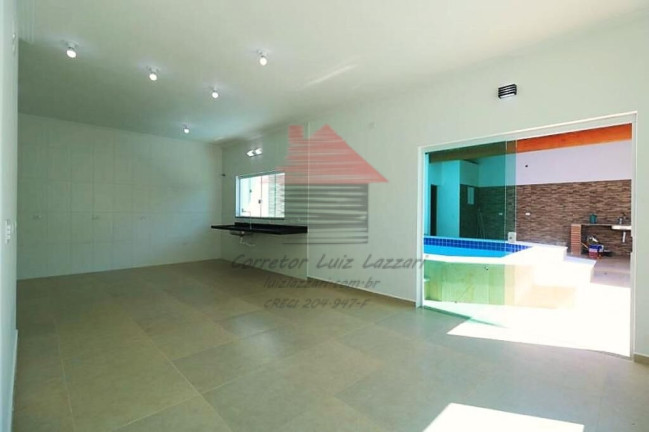 Imagem Casa com 4 Quartos à Venda, 285 m² em Pampas - Peruíbe Imagem Casa com 4 Quartos à Venda, 285 m² em Pampas - Peruíbe