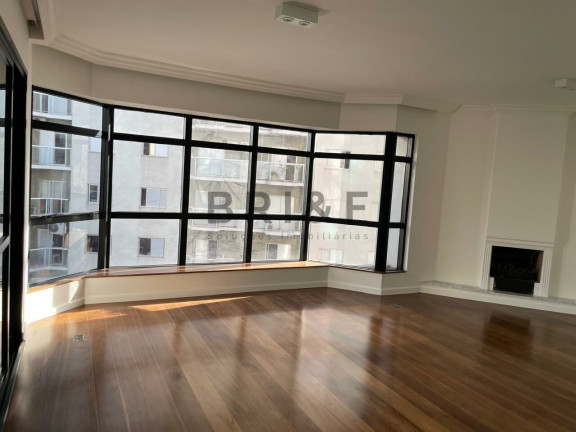 Apartamento com 3 Quartos para Alugar, 187 m² em Itaim Bibi - São Paulo