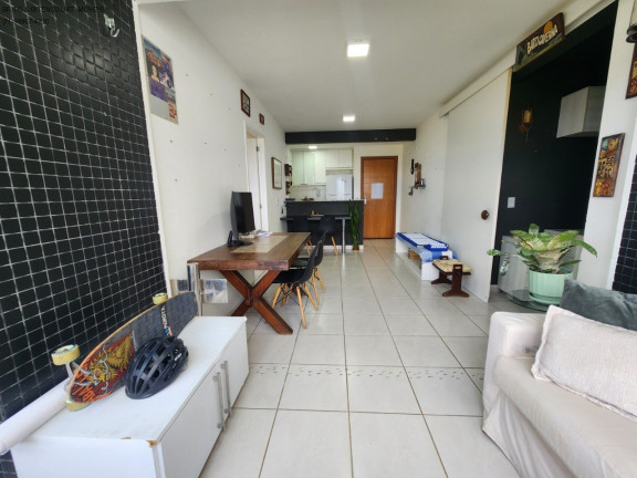 Imagem Imóvel com 1 Quarto à Venda, 56 m² em Ondina - Salvador Imagem Imóvel com 1 Quarto à Venda, 56 m² em Ondina - Salvador