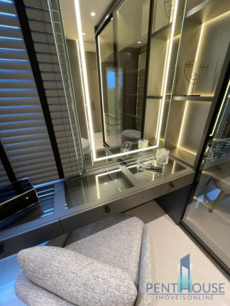 Imagem Apartamento com 3 Quartos à Venda, 240 m² em Centro - Balneário Camboriú Imagem Apartamento com 3 Quartos à Venda, 240 m² em Centro - Balneário Camboriú