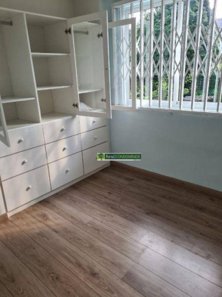 Imagem Sobrado com 3 Quartos à Venda, 115 m² em Santa Cândida - Curitiba Imagem Sobrado com 3 Quartos à Venda, 115 m² em Santa Cândida - Curitiba