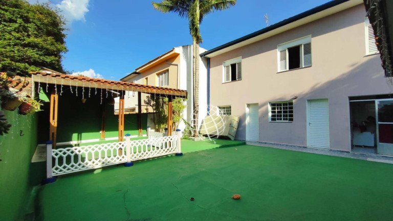 Casa com 3 Quartos à Venda ou Locação, 266 m² em Centro - Atibaia