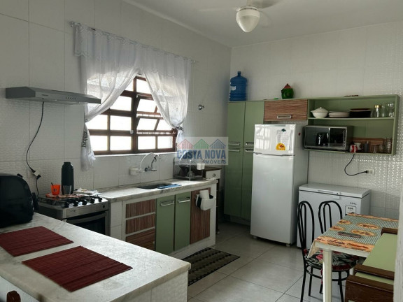 Imagem Casa com 3 Quartos à Venda, 160 m² Imagem Casa com 3 Quartos à Venda, 160 m²