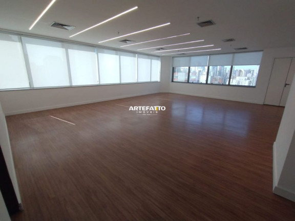 Sala Comercial para Alugar, 2 m² em Vila Olímpia - São Paulo