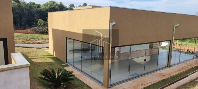Imagem Casa com 3 Quartos à Venda, 158 m² em Thermas De Santa Barbara - águas De Santa Bárbara Imagem Casa com 3 Quartos à Venda, 158 m² em Thermas De Santa Barbara - águas De Santa Bárbara